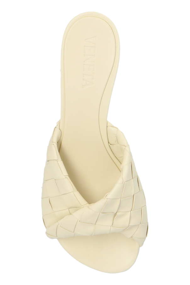 靴 BOTTEGA VENETA fur slipper 41 Bottega Veneta® Women's Sunday Slipper in Black. Shop online